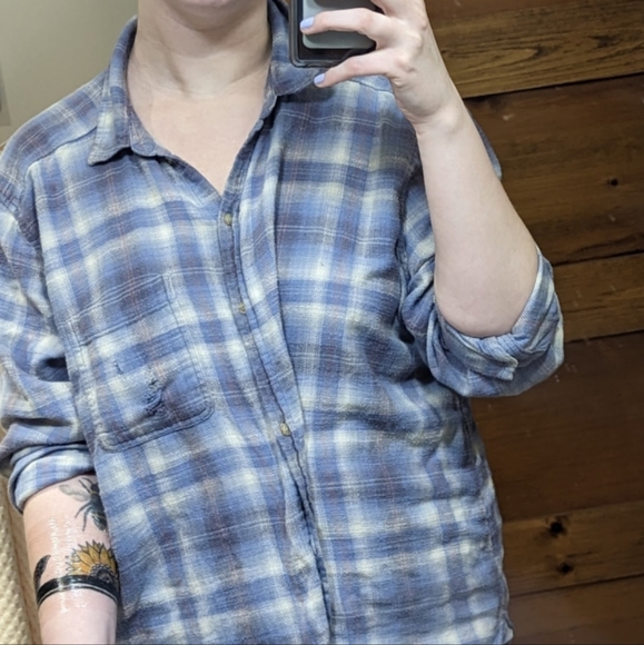 Distressed Flannel - Picture 3 of 7